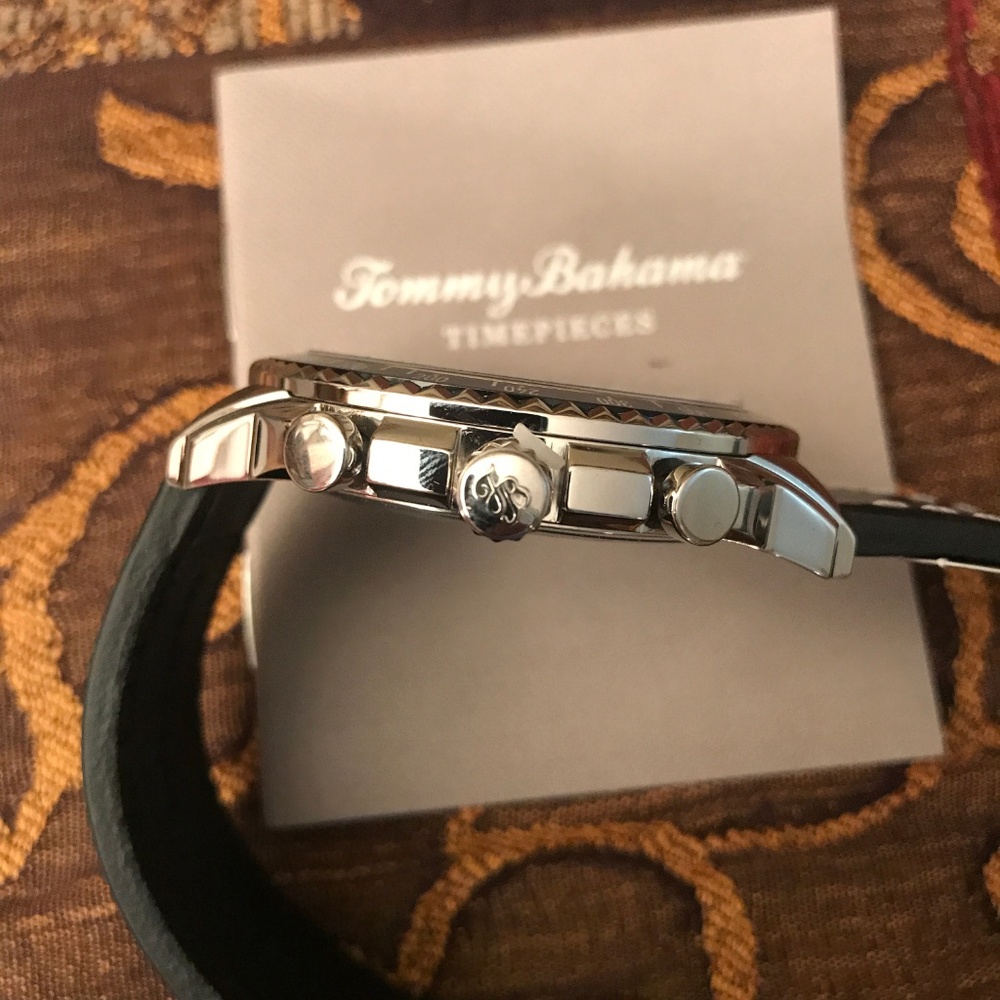 NEW Tommy Bahama Men’s Stainless Steel Watch - Picture 6 of 8